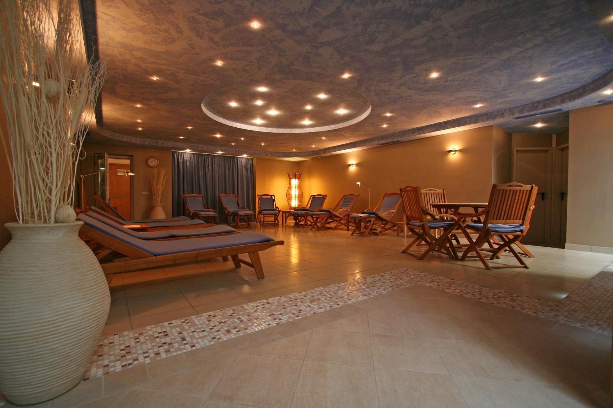 Tornacos Hotel - Hegyko Luaran gambar
